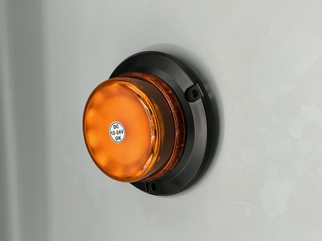 LED Warnleuchte, orange 96 x 20 x 28 mm - LKW Ersatzteile beim Experten  bestellen