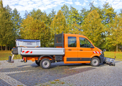 MAN TGE Winterdienst Umbau HWNtec – Seitenansicht Doppelkabine mit Pritsche
