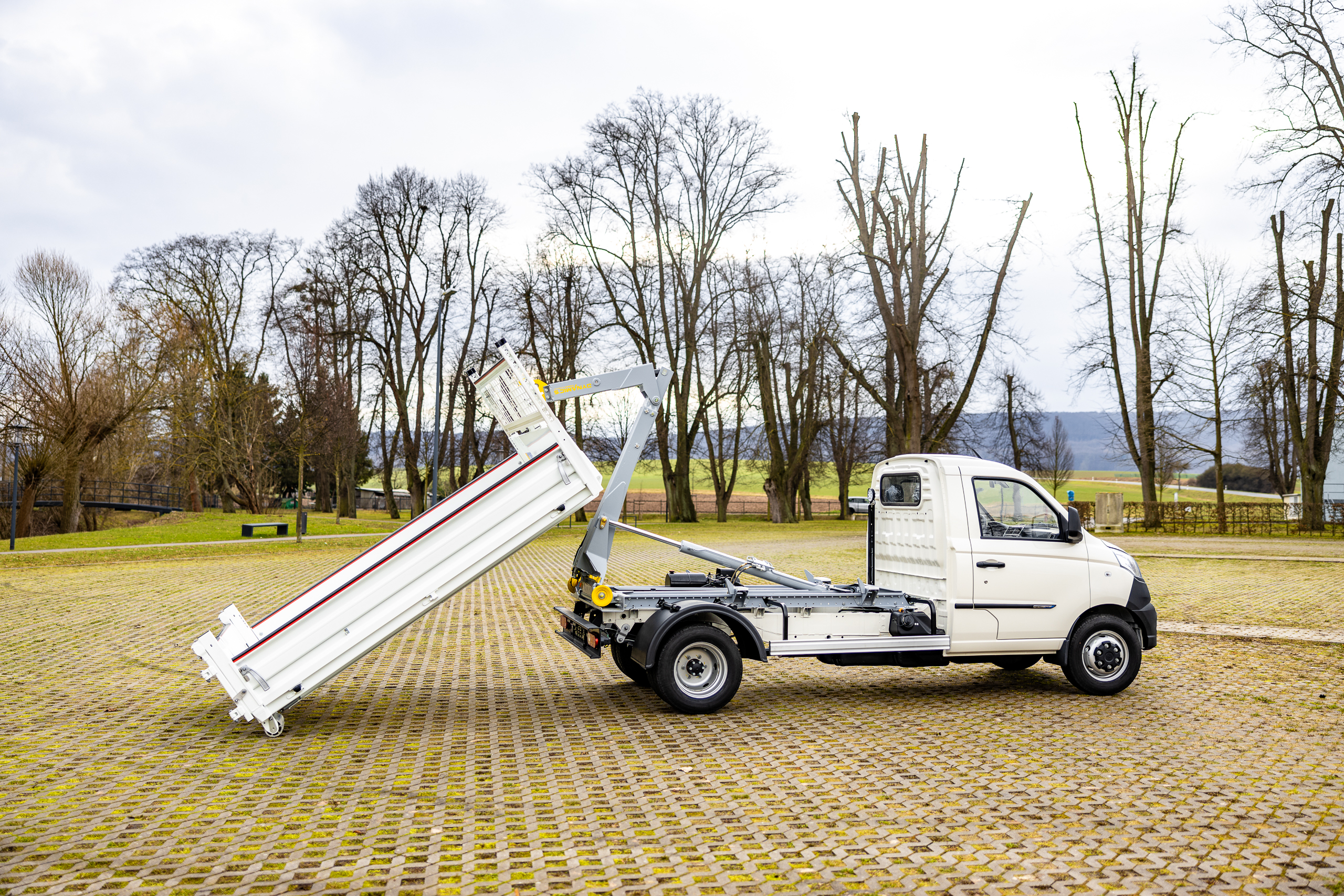 Piaggio Porter NP6 Hakengerät (Abrollmulde): Handel, Vertrieb, Lieferant