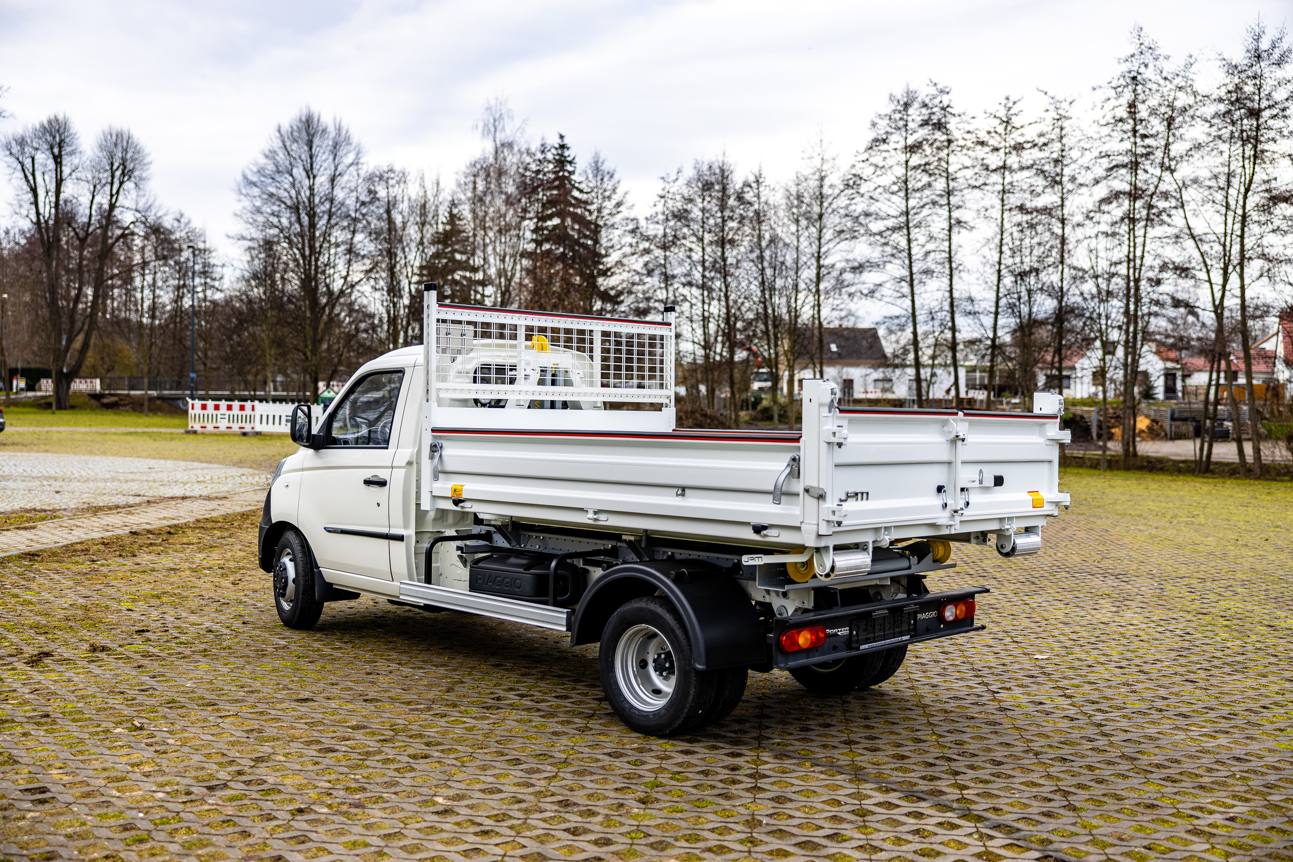 Piaggio Porter NP6 Hakengerät (Abrollmulde): Handel, Vertrieb, Lieferant