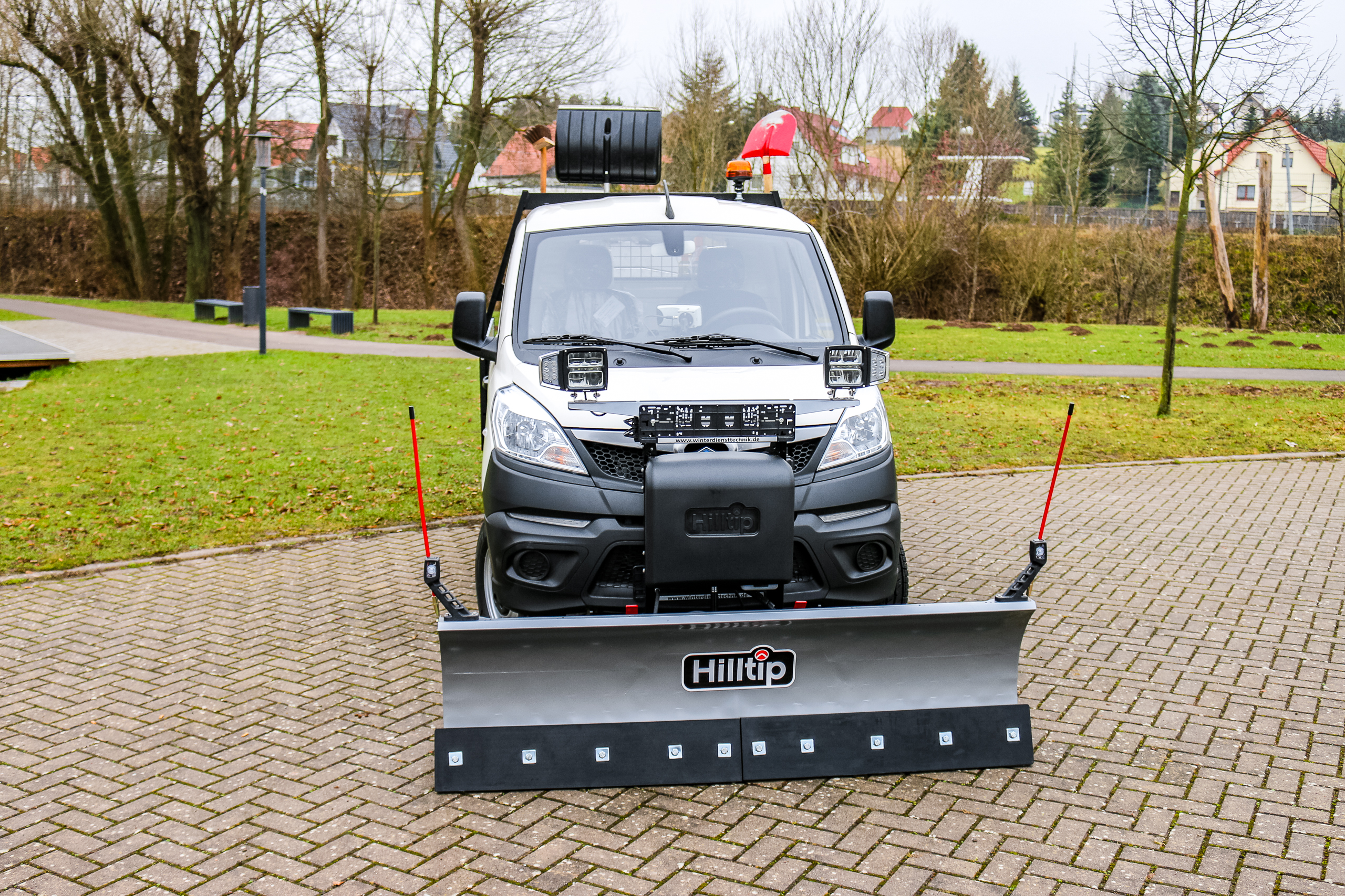 piaggio-porter-np6-winterdienst-piaggio-winterdienstfahrzeug-hwntec-16 Piaggio Porter NP6 Winterdienst Piaggio NP6 Winterdienstfahrzeug